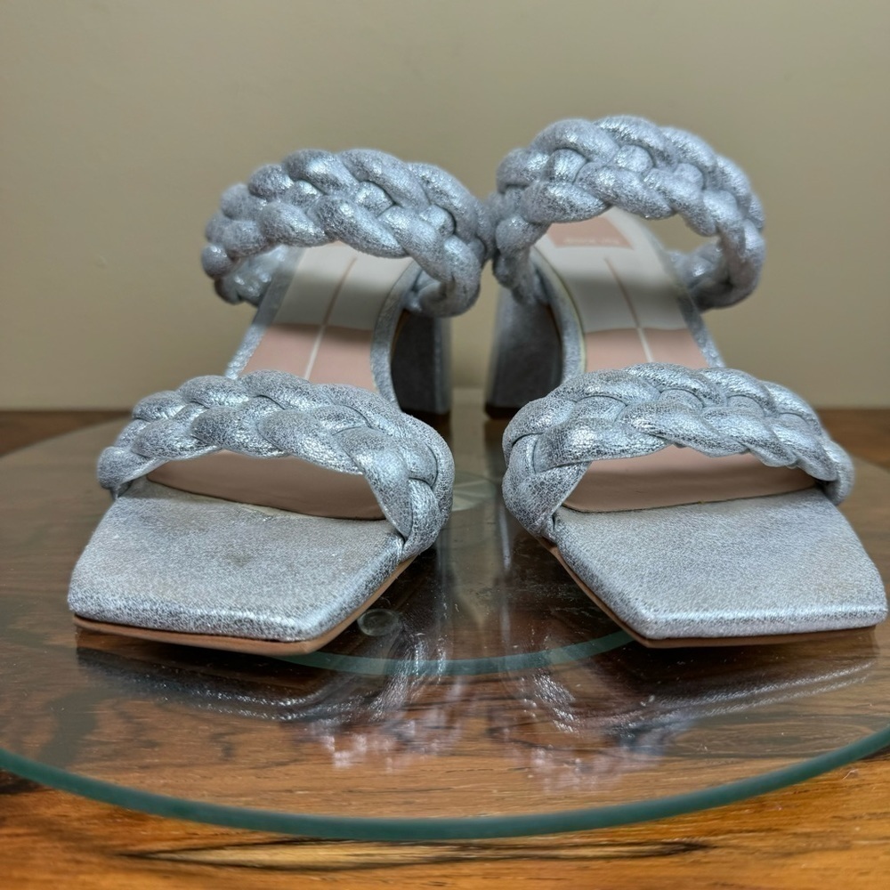 Dolce Vita Paily Heels - silver Metallic Suede - size 6 - Picture 6 of 16